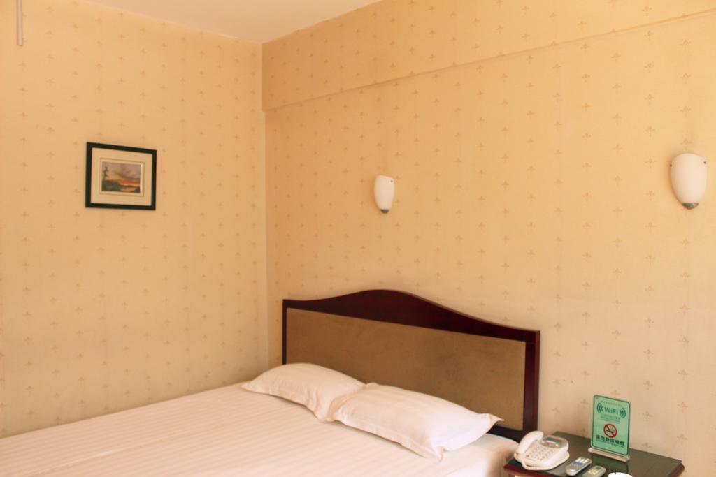 Rongbao Hotel Beijing Exterior photo